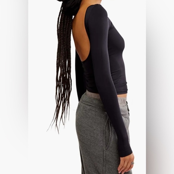 💕SALE 4 for $10💕Free People Low Back Seamless Long size M//L*flaw - Picture 1 of 3